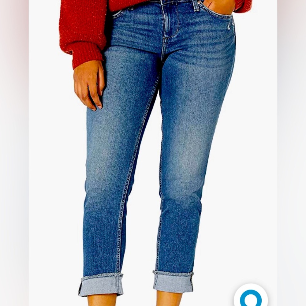 Lee boyfriend jean is in a classic 5 pocket jean Size16